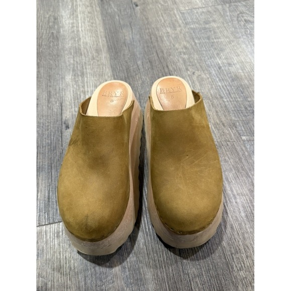 Bryr Mustard Yellow Platform Clogs - Picture 4 of 10